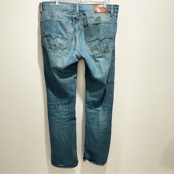 BOSS HUGO BOSS Men’s Button Fly Regular Fit Jeans FRIENDS OF THE HIGH LI… - Picture 2 of 10